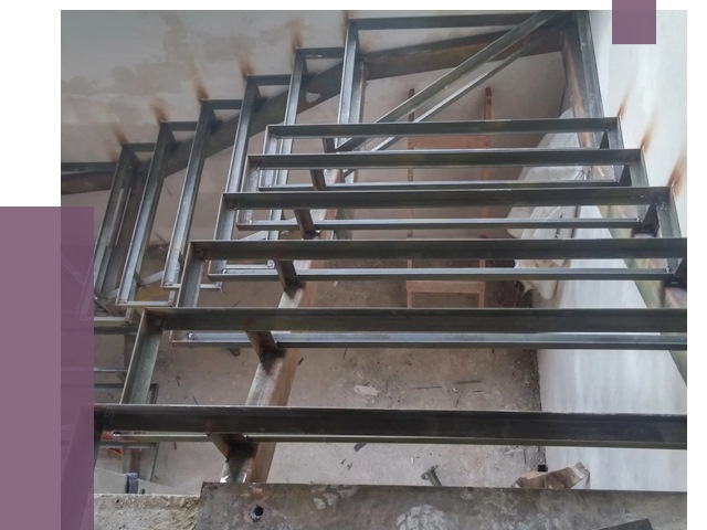 Демонтаж лестниц в Соликамске от 4328 руб. 