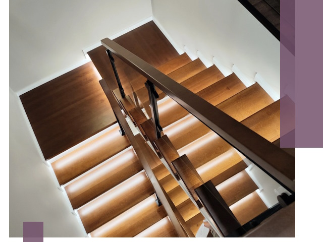 Изготовление П-образных лестниц под ключ в Соликамске