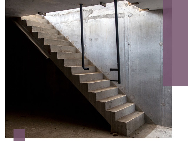 Изготовление и монтаж лестниц в подвале в Соликамске
