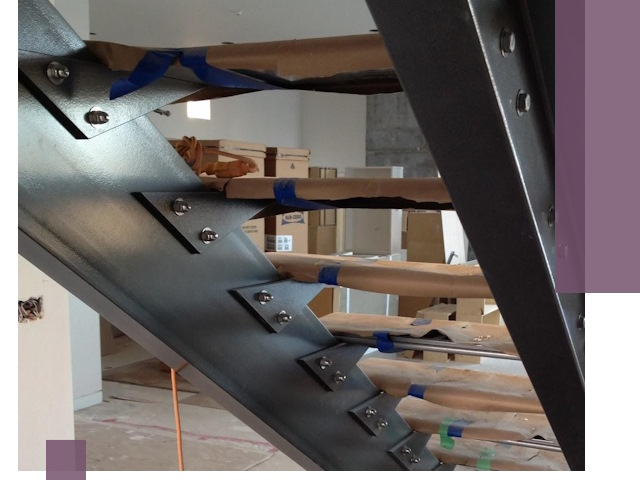 Усиление лестничных конструкций и усиление опор в Соликамске