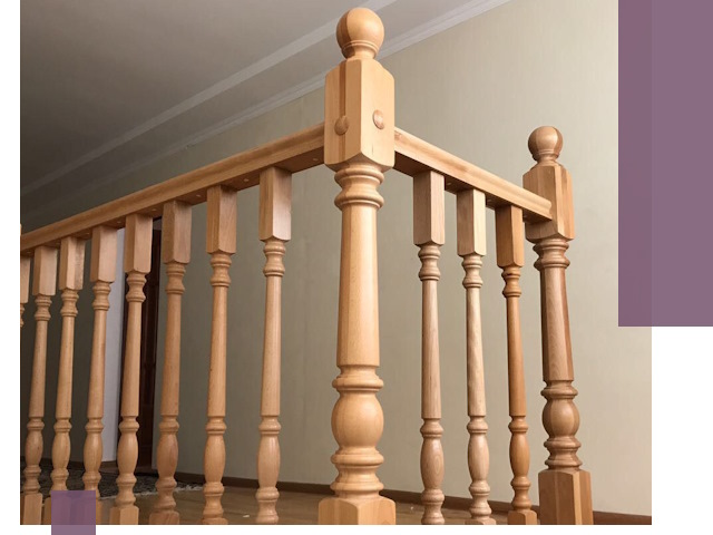 Деревянные перила на заказ в Соликамске: монтаж и изготовление