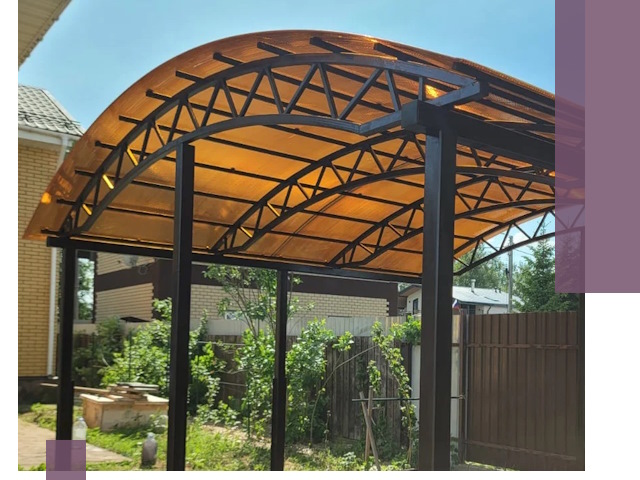 Изготовление навесов под ключ в Соликамске из качественных материалов