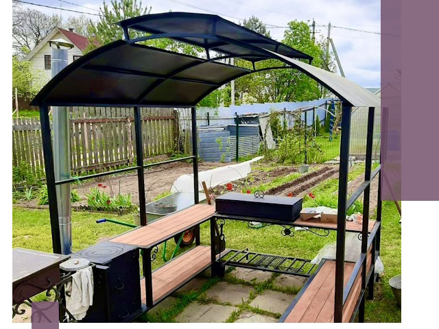 Навесы для барбекю в Соликамске: изготовление, монтаж и демонтаж