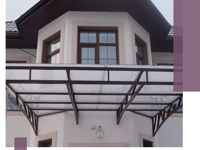 Козырьки из поликарбоната под ключ в Соликамске