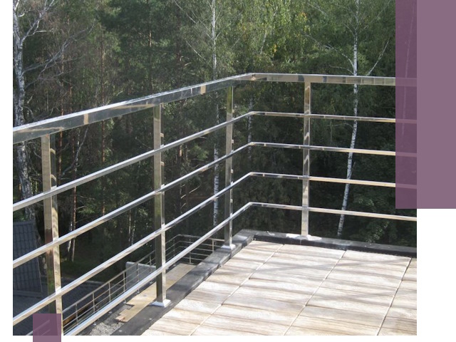 Парапеты из нержавеющей стали в Соликамске — изготовление и монтаж