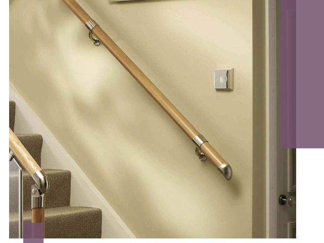 Монтаж пристенных поручней профессионально в Соликамске